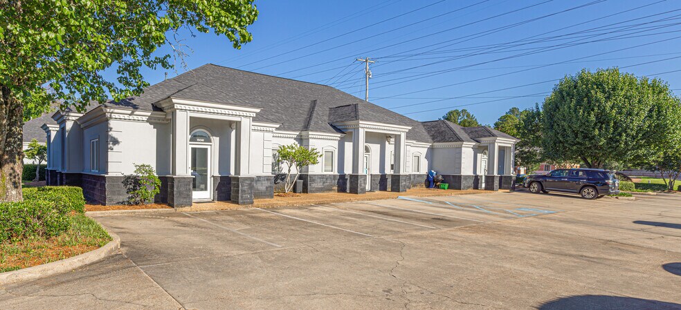 Primary Photo Of 359 Towne Center Blvd, Ridgeland Office For Lease