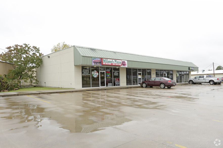 More Photos Of 433 S Seven Points Dr, Kemp Unknown For Lease