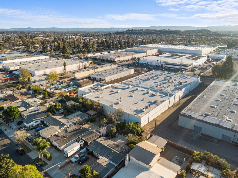 More Photos Of 12930 Bradley Ave, Sylmar Warehouse For Sale