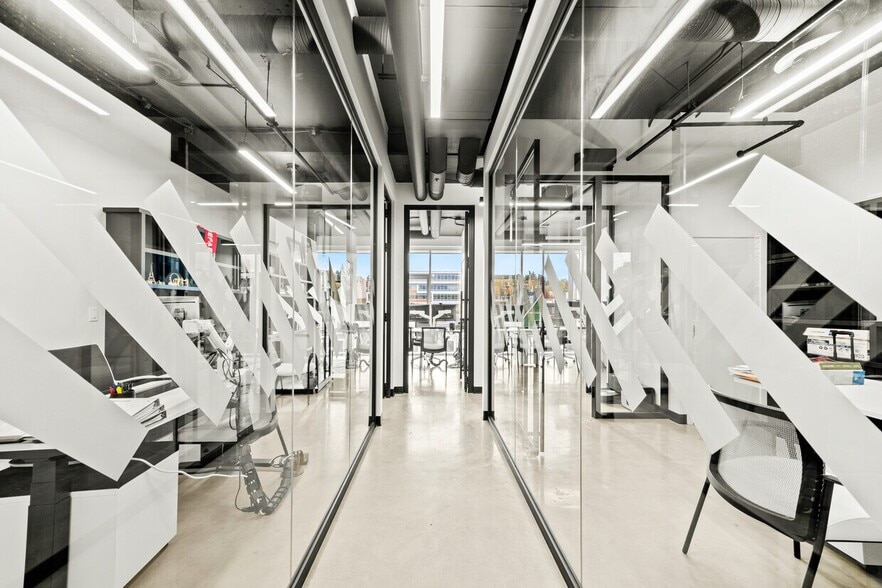 More Photos Of 63 6 Th Av W, Vancouver Medical For Sale
