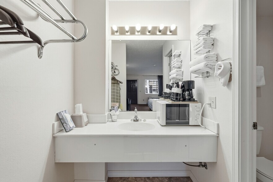 More Photos Of , Eureka Springs Unknown For Sale