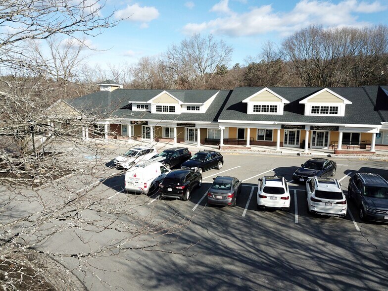 More Photos Of 162 Cordaville Rd, Southborough Unknown For Lease