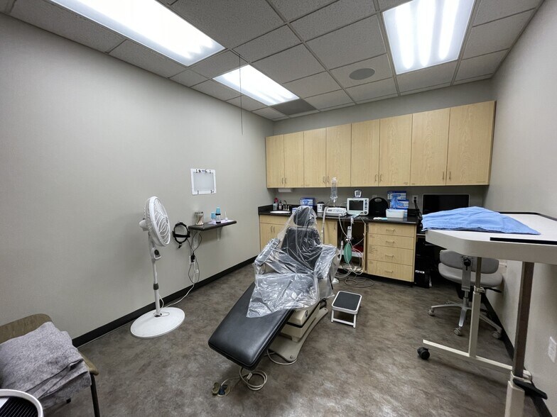 More Photos Of 480-518 W 800 N, Orem Medical For Lease
