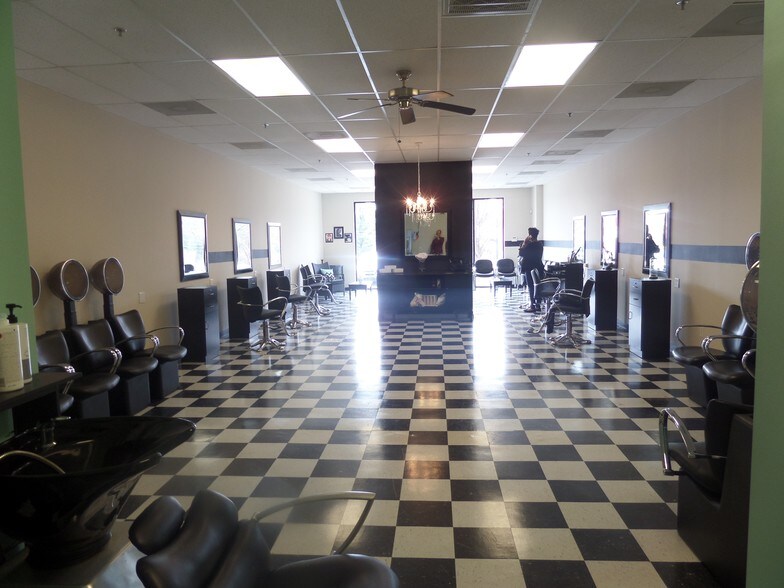 More Photos Of 1820 Noah's Ark Rd, Jonesboro Storefront For Lease