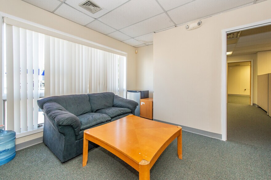 More Photos Of 1594-1600 US Highway 130, North Brunswick Medical For Sale