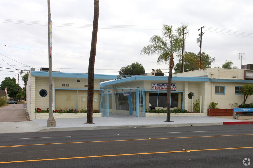 Primary Photo Of 815 S Main St, Corona Funeral Home For Sale