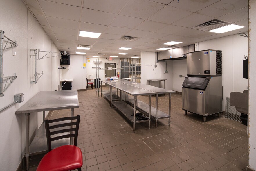 More Photos Of 1429 US Highway 421, Wilkesboro Fast Food For Sale