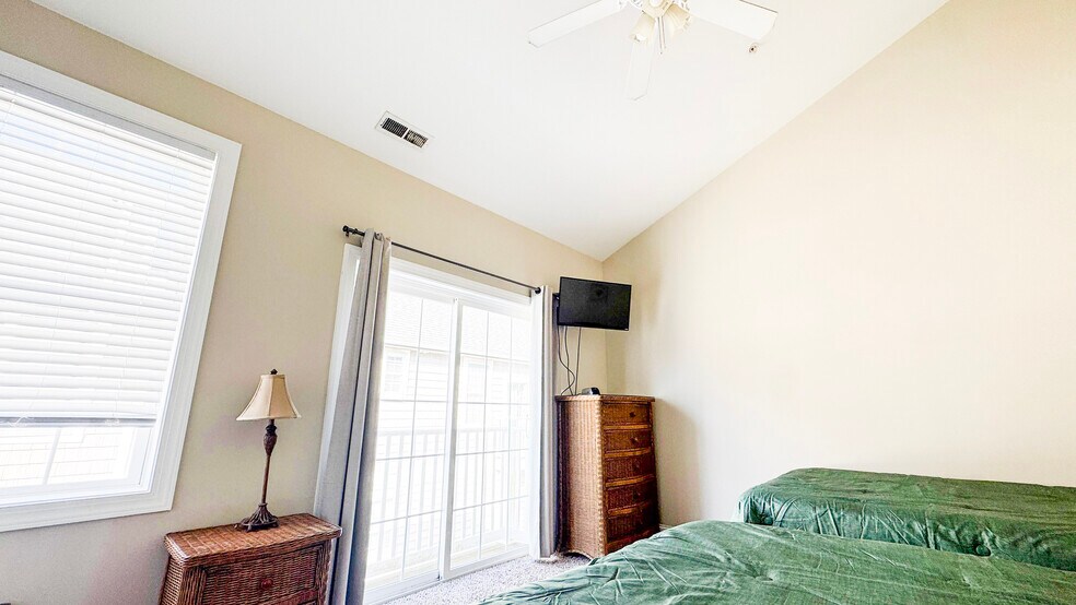More Photos Of 5906-5908 Coastal Hwy, Ocean City Apartments For Sale