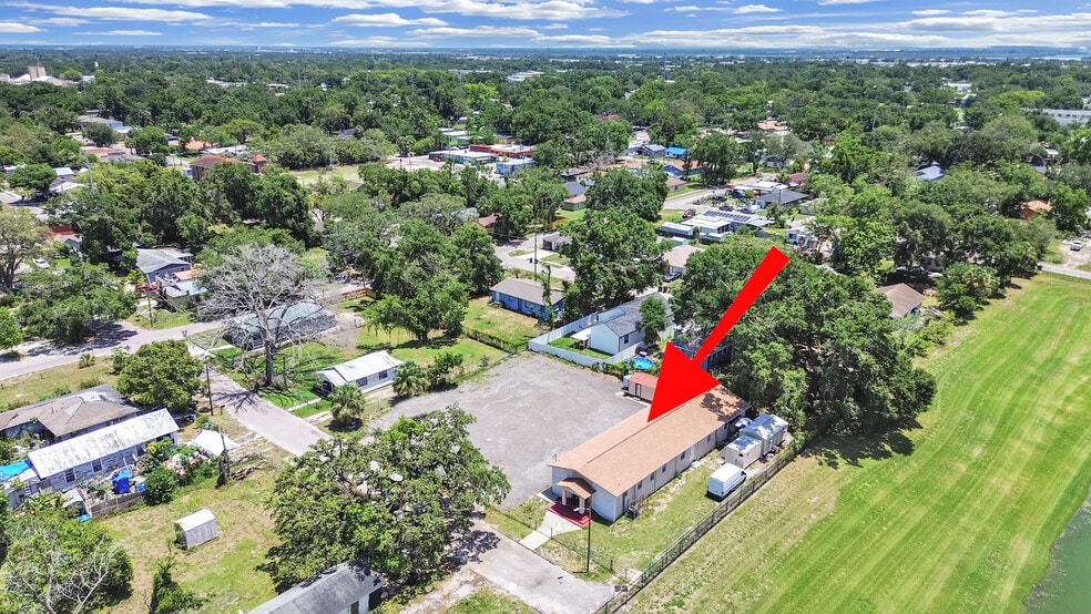 More Photos Of 3201 E Genessee St, Tampa Religious Facility For Sale