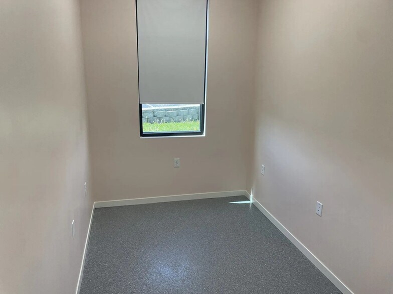 More Photos Of 19 Gage Ave NE, Madelia General Retail For Lease