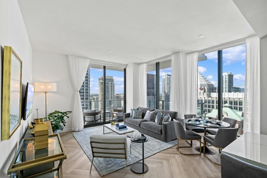 More Photos Of 201 SE 6th Ave, Fort Lauderdale Apartments For Lease