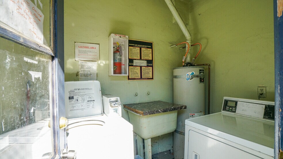 More Photos Of , Glendale Multifamily For Sale