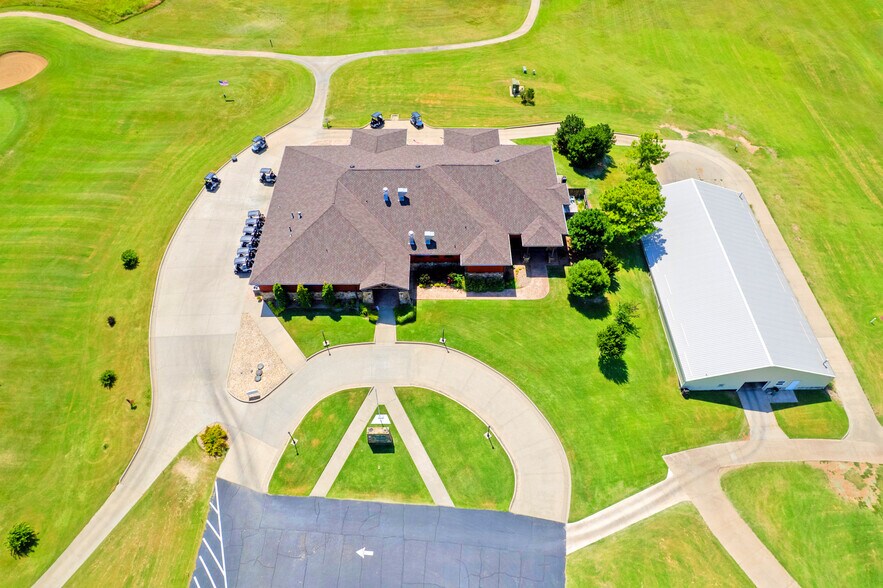 More Photos Of 10301 S 600 Rd, Miami Golf Course Driving Range For Sale