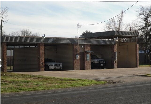 Primary Photo Of 1010 NE 4th St, Hubbard Carwash For Lease