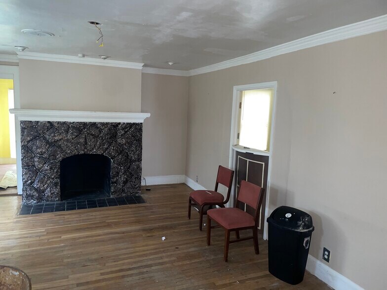 More Photos Of 6277 Memorial Dr, Stone Mountain Medical For Sale