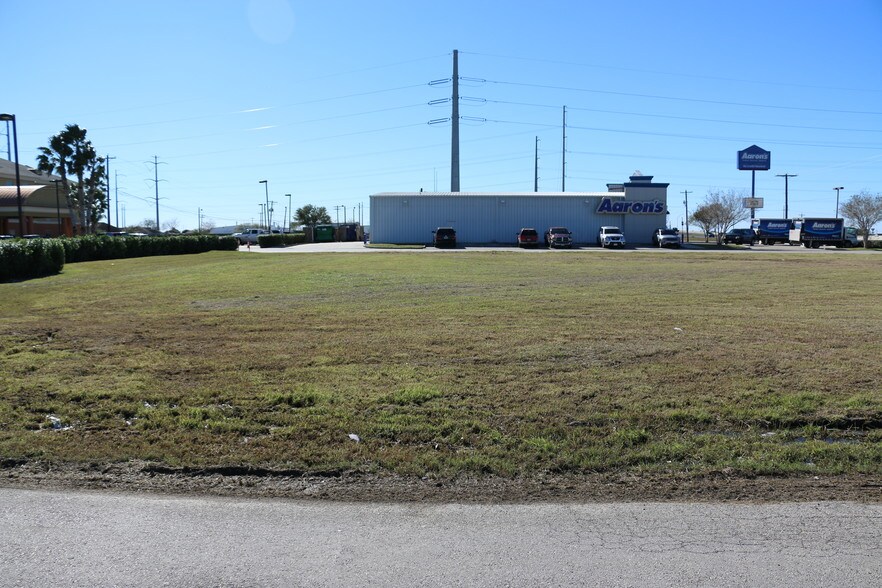 More Photos Of US Hwy 77 & Brookhaven Dr, Corpus Christi Land For Sale