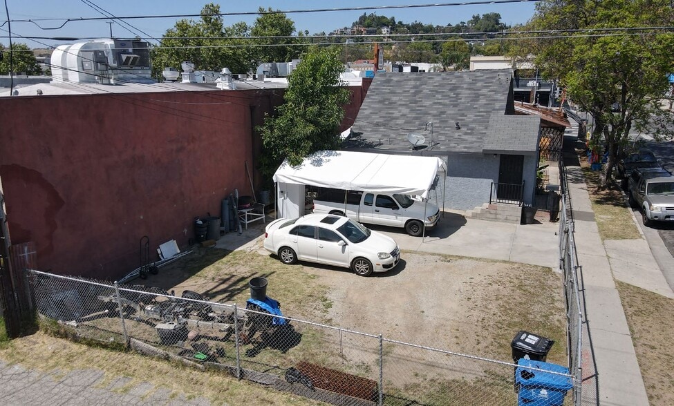 More Photos Of 5690 York Blvd, Los Angeles Office Residential For Sale