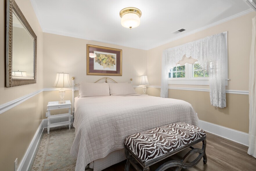 More Photos Of 2476 Main St, Cambria Hospitality For Sale