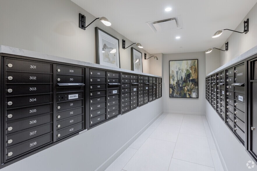 More Photos Of 413 Summit Ave, Jersey City Apartments For Sale