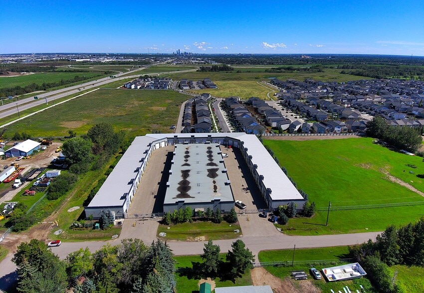 More Photos Of 9903 209 St NW, Edmonton Warehouse For Sale