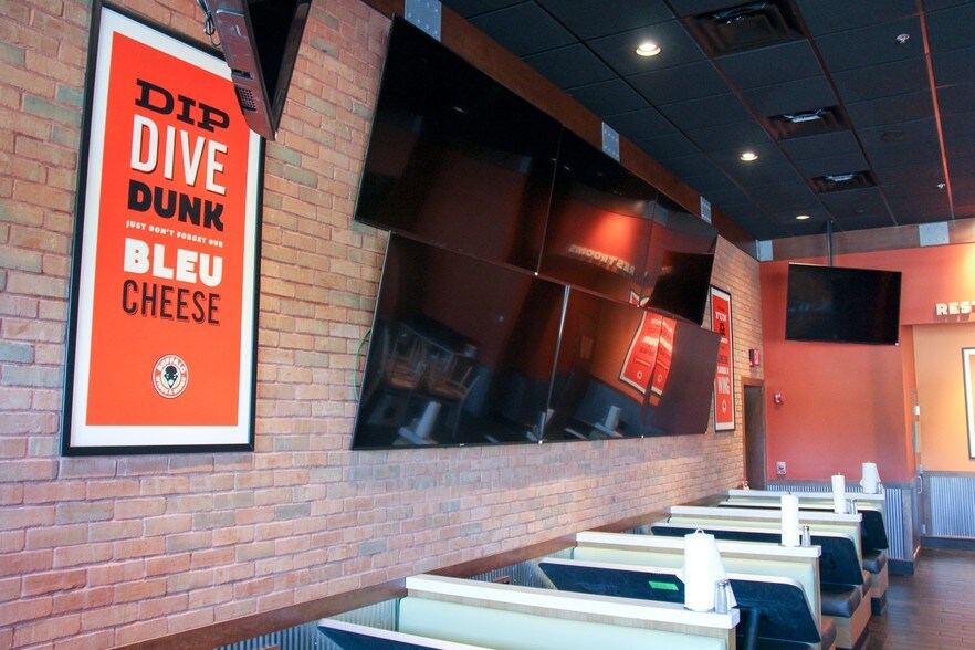 More Photos Of 402 Mary Esther Cut-off, Fort Walton Beach Freestanding For Lease