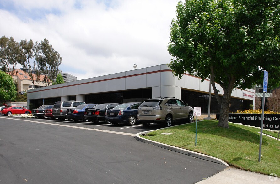 More Photos Of 5186 Carroll Canyon Rd, San Diego Office For Sale