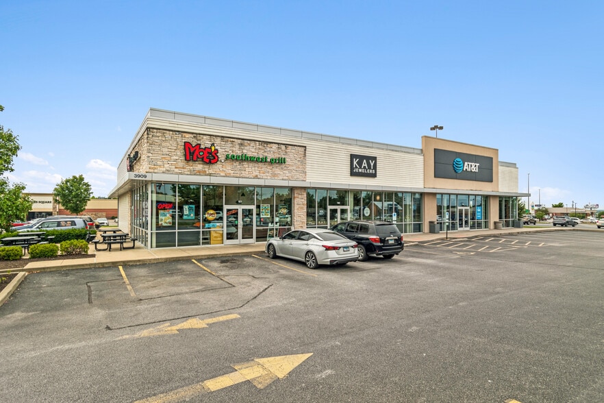 More Photos Of 3909 Broadway St, Mount Vernon Freestanding For Sale