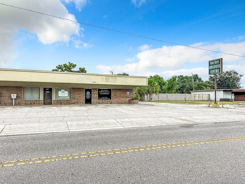 More Photos Of 2553-2565 Park Dr, Sanford Freestanding For Sale