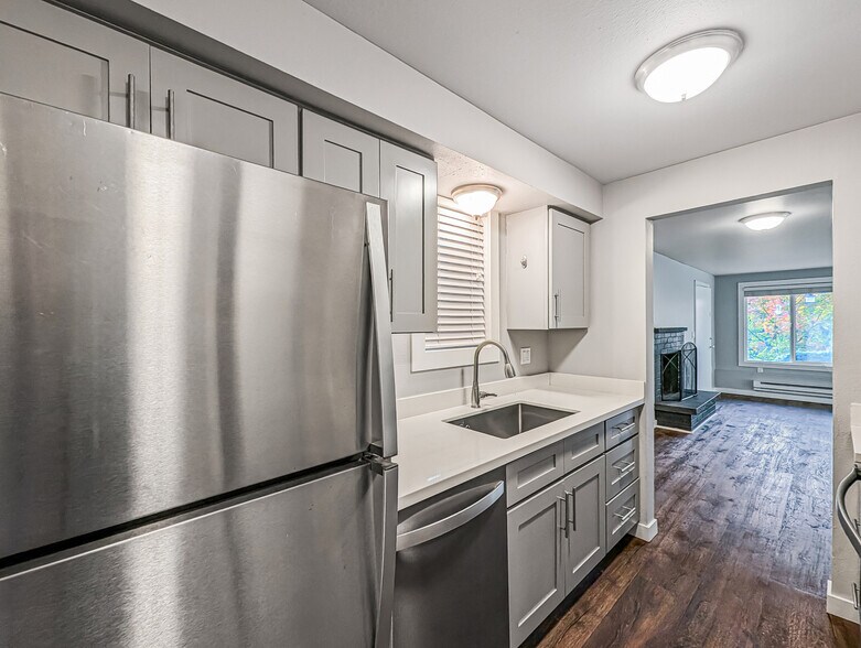 More Photos Of 5954 Fauntleroy Way, Seattle Multifamily For Sale