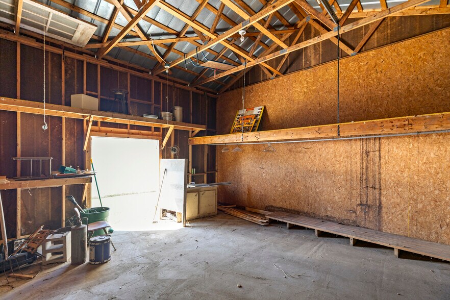 More Photos Of 649 Columbia Rd, Chester General Retail For Sale
