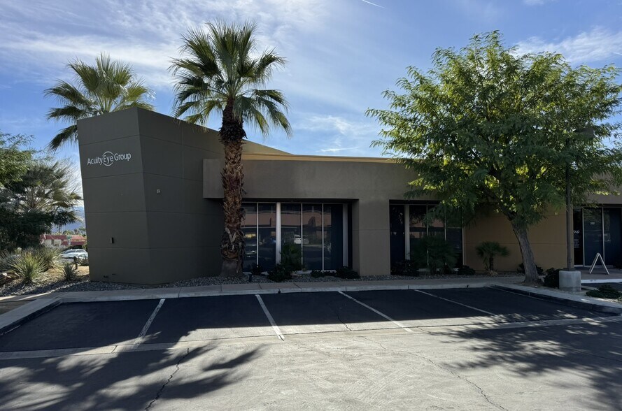 More Photos Of 1801 E Tahquitz Canyon Way, Palm Springs Medical For Sale