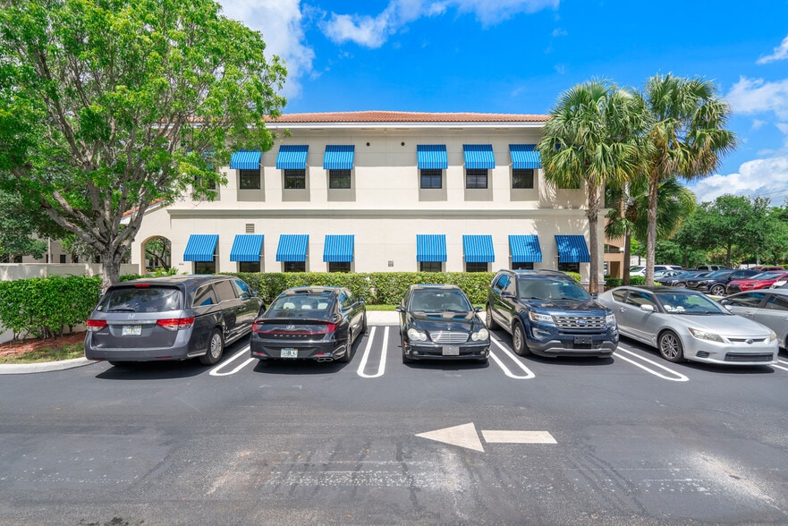 More Photos Of 7301 Wiles Rd, Coral Springs Medical For Sale