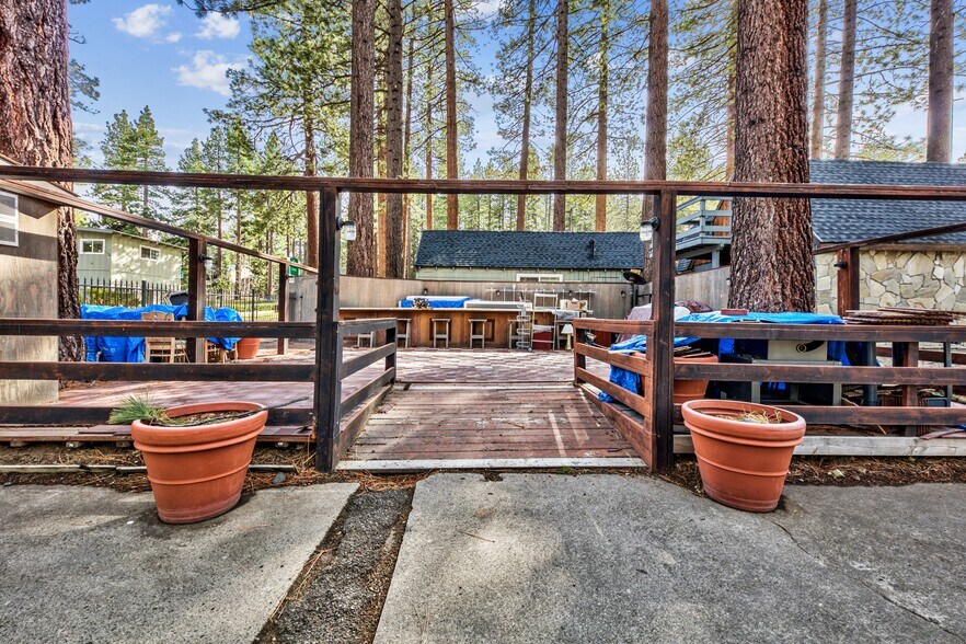 More Photos Of 735 Emerald Bay Rd, South Lake Tahoe Hotel For Sale