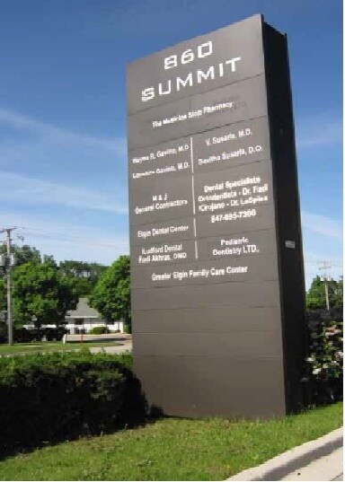 More Photos Of 860 Summit St, Elgin Medical For Lease