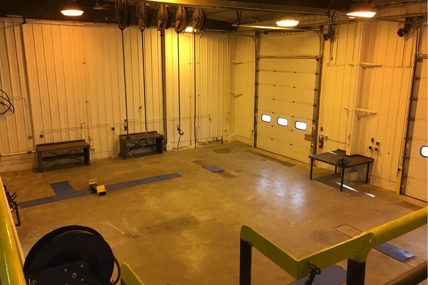 More Photos Of 720 S Taft Ave, Mason City Truck Terminal For Sale