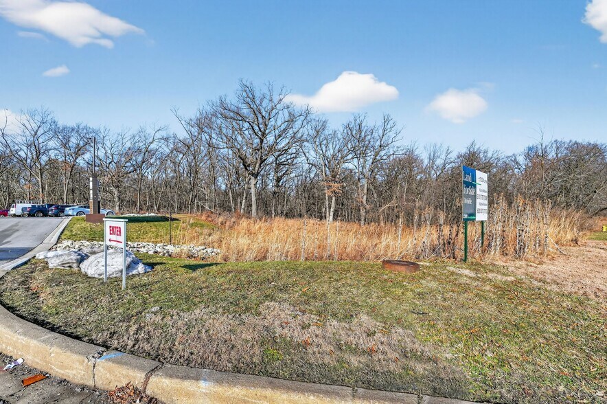 More Photos Of Oympian Way and RT. 30, Olympia Fields Land For Sale