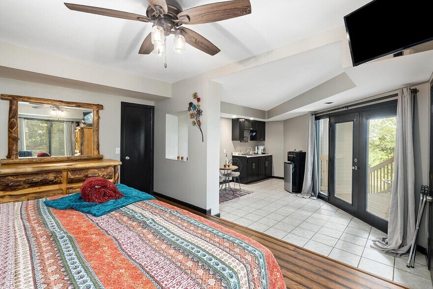 More Photos Of 381 W Guin Rd, Nixa Lodge Meeting Hall For Sale