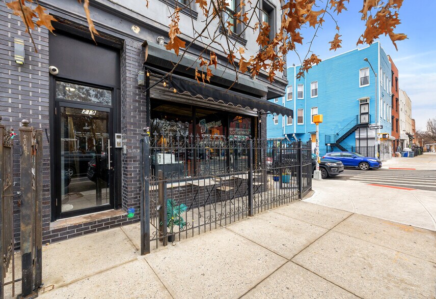 More Photos Of 219 Central Ave, Brooklyn Storefront Retail Residential For Lease