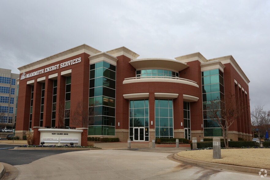 Primary Photo Of 14201 Caliber Dr, Oklahoma City Office For Lease