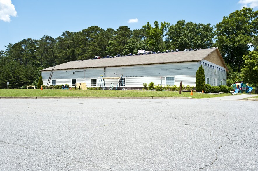More Photos Of 132 N Medical Pky, Woodstock Religious Facility For Lease