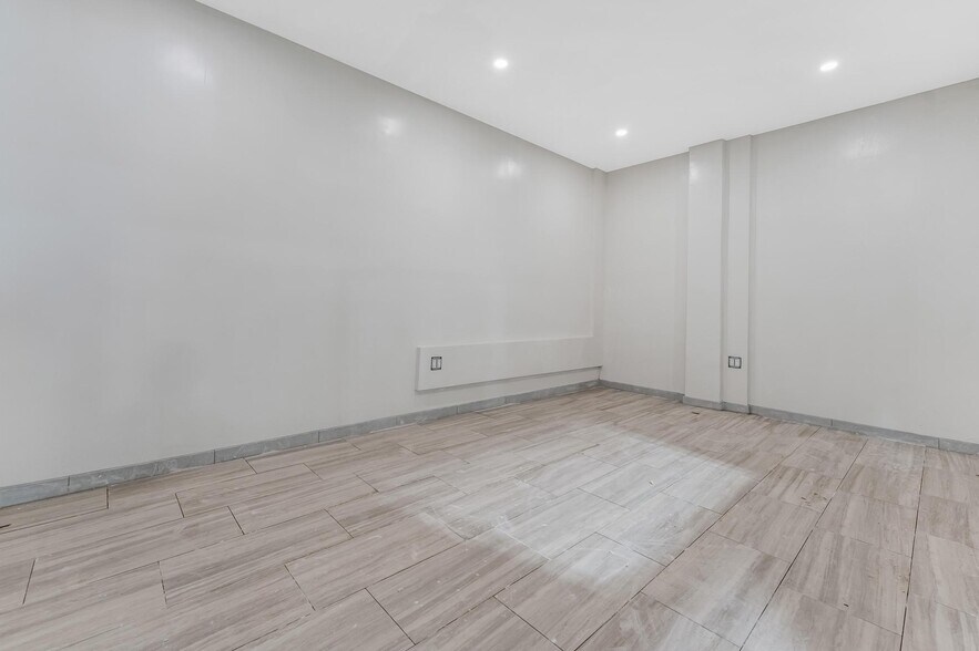 More Photos Of 14525-14570 NW 26th Ave, Opa Locka Manufacturing For Lease