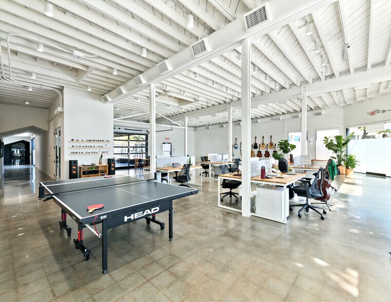 More Photos Of 12101 Venice Blvd, Los Angeles Loft Creative Space For Lease
