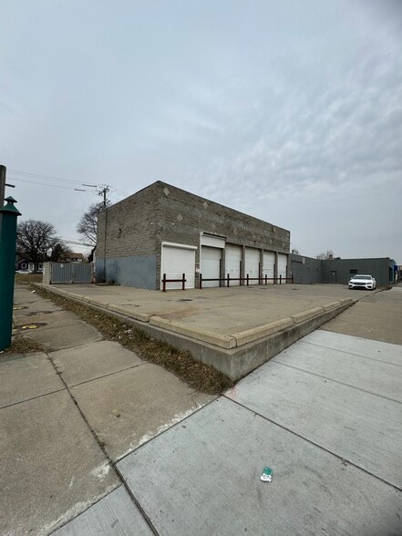 More Photos Of 14801-14835 Livernois Ave, Detroit Auto Repair For Sale
