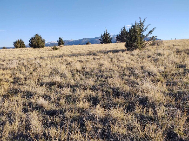 More Photos Of 0 4th, John Day Land For Sale