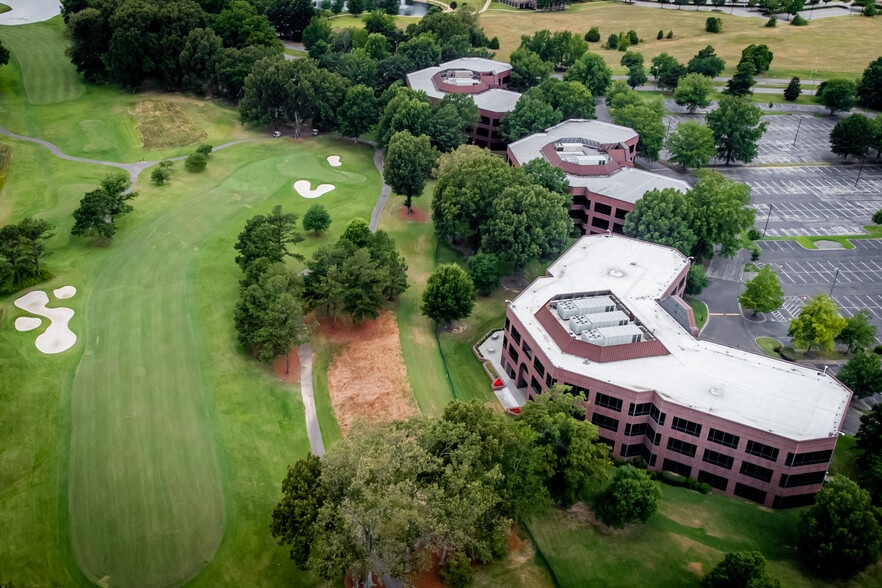 More Photos Of 8295 Tournament Dr, Memphis Coworking Space