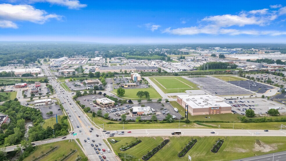 More Photos Of 5020 Tiedeman Rd, Brooklyn Restaurant For Sale