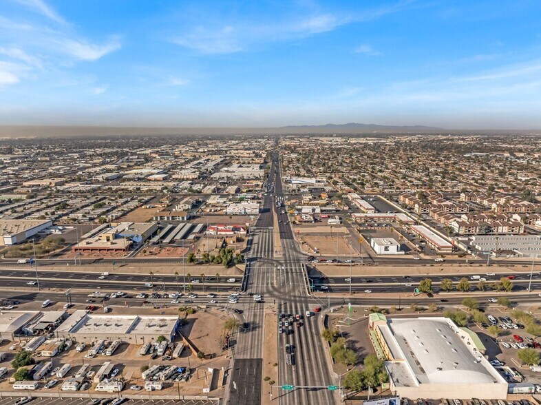 More Photos Of 2620 W Indian School Rd, Phoenix Restaurant For Lease