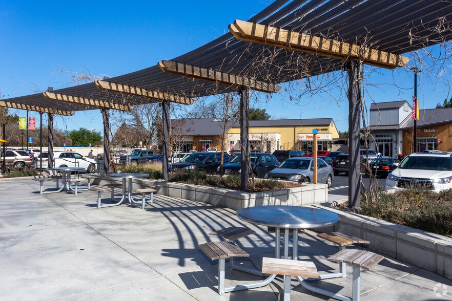 More Photos Of 2800 Ygnacio Valley Rd, Walnut Creek Unknown For Lease