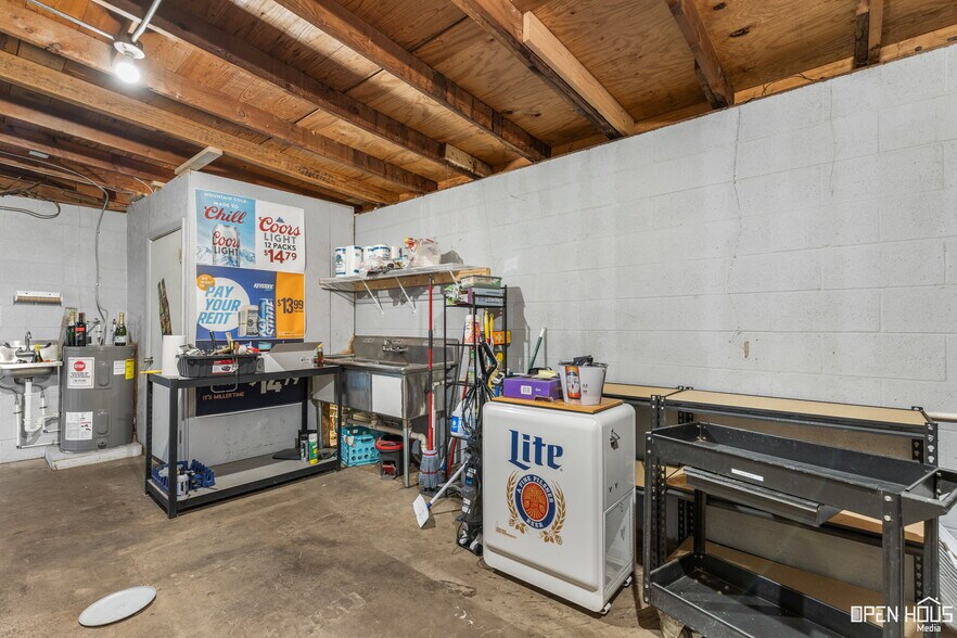 More Photos Of 18847 US-281, Windthorst Storefront Retail Office For Sale