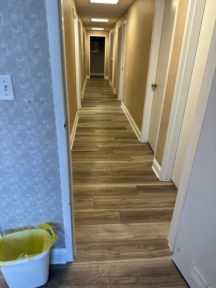 More Photos Of 978 Perry Hwy, Pittsburgh Medical For Sale